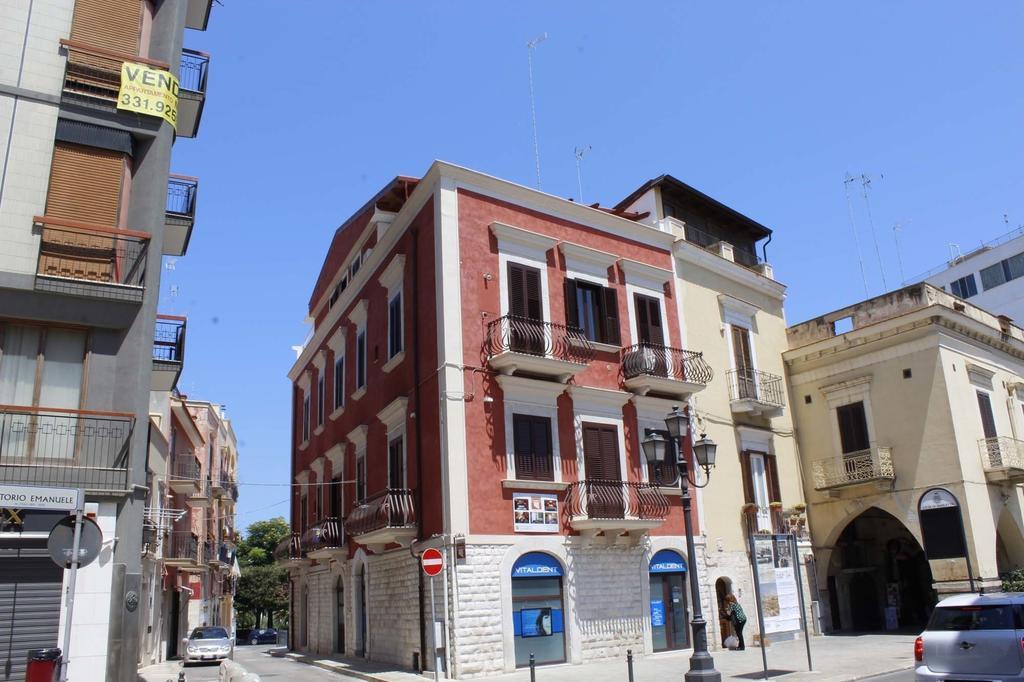 Affittacamere Massimo D'Azeglio บาร์เลตตา ภายนอก รูปภาพ